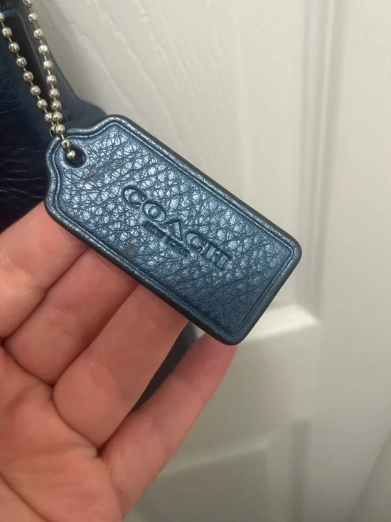 Coach Pebbled Leather Shoulder Bag in Navy Blue - Picture 3 of 8